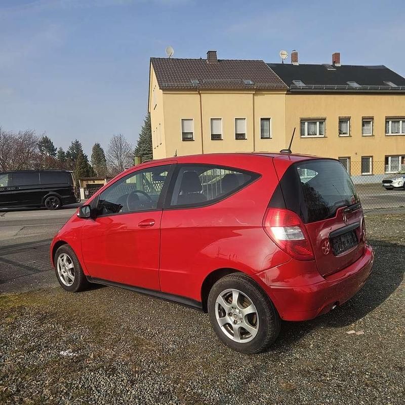 Gebraucht Mercedes A150 95 PS (69 kW) 2008 Jupiterrot  unilack Kleinwagen