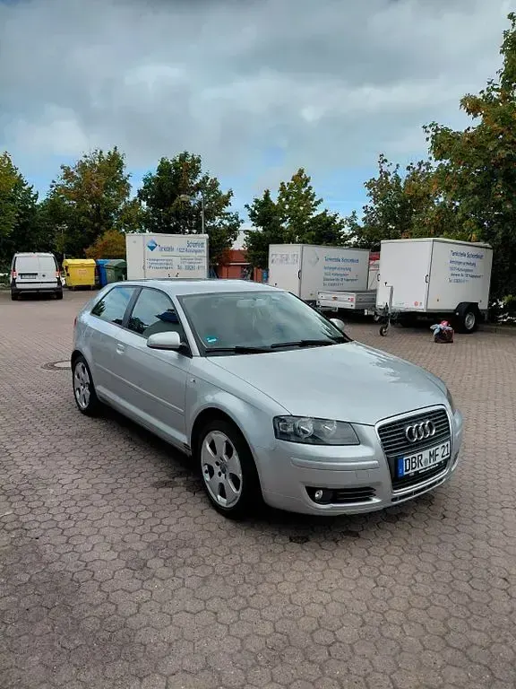 Gebraucht Audi A3 Ambition 105 PS (77 kW) 2006 Silber Kleinwagen