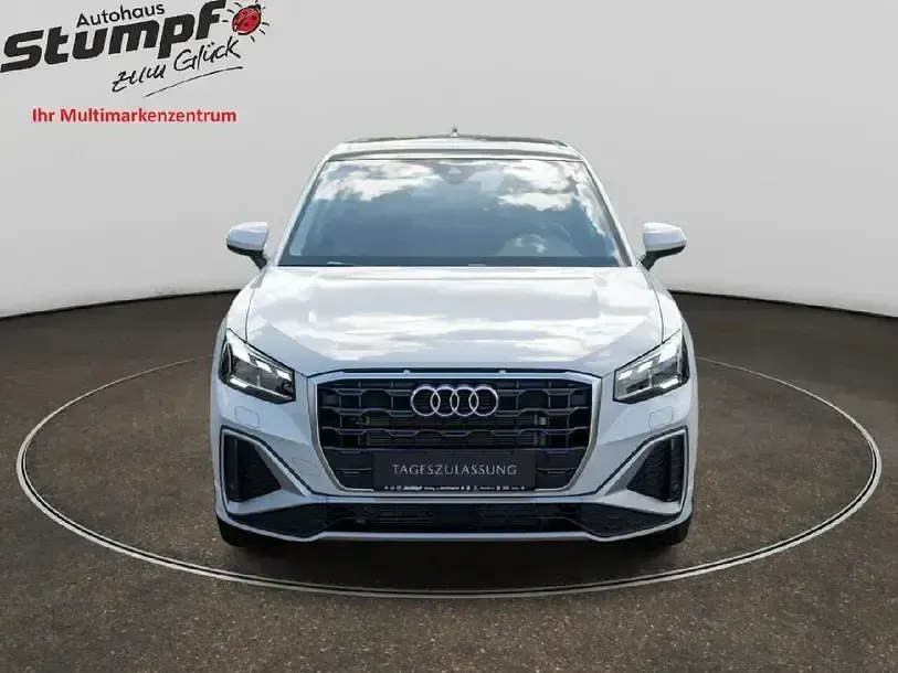 Neu Audi Q2 Ambiente 150 PS (110 kW) 2026 Andere SUV