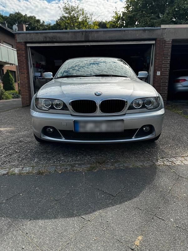 Gebraucht BMW 318 Cabriolet 147 PS (108 kW) 2007 Silber Cabrio