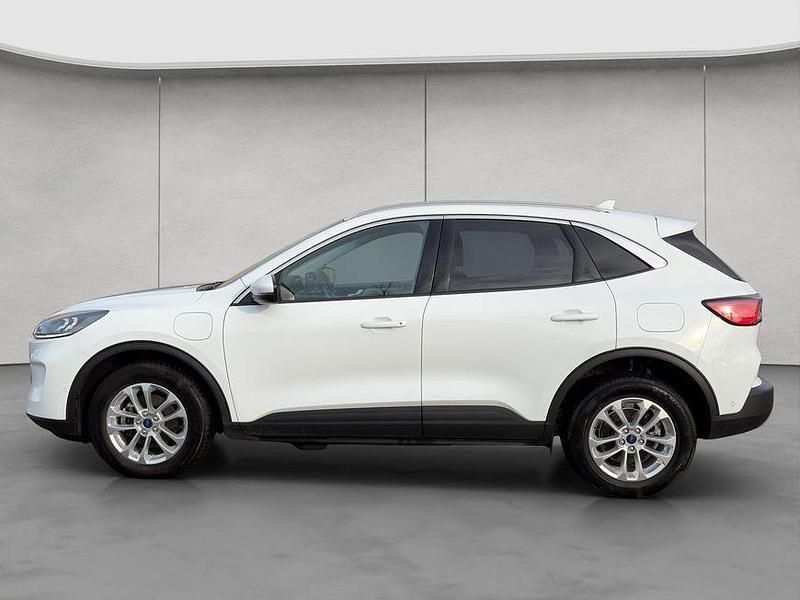 Gebraucht Ford Kuga Titanium 224 PS (164 kW) 2022 Weiß SUV