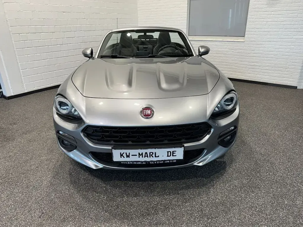 Gebraucht Fiat 124 Spider Lusso 140 PS (102 kW) 2018 Grau Cabrio