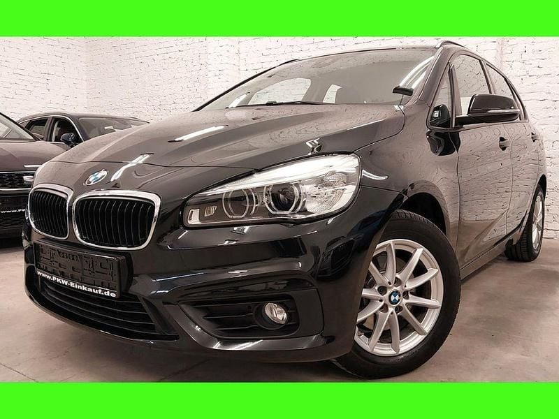 Schwarz Gebraucht 2018 BMW 218 Active Tourer Advantage Van / Kleinbus | 14.990 € (Fairer Preis) - Bild 1/4