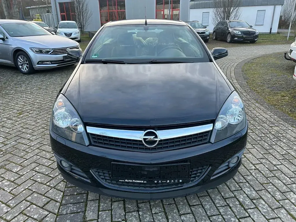 Gebraucht Opel Astra Cabriolet 116 PS (85 kW) 2007 Schwarz Cabrio