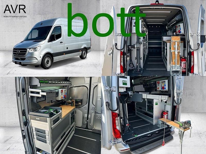 Silber Gebraucht 2018 Mercedes Sprinter Van | 44.850 € - Bild 1/4