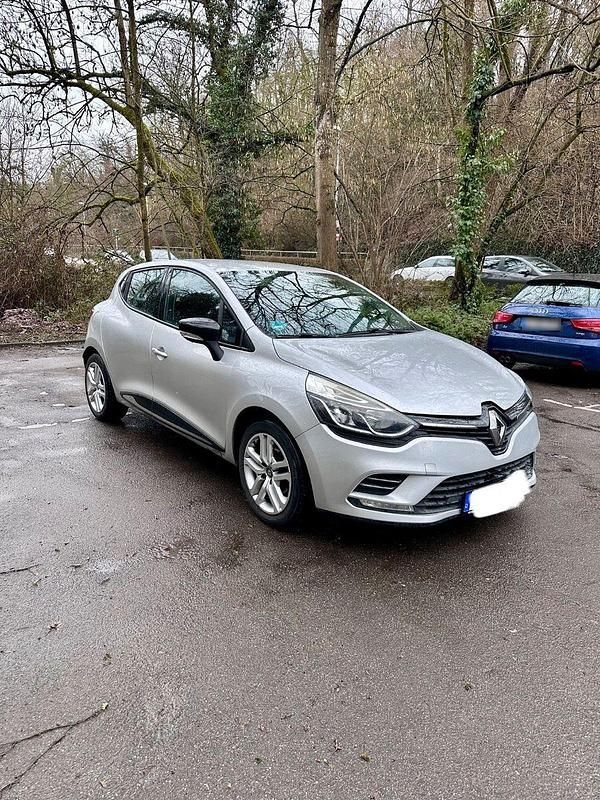 Gebraucht Renault Clio IV LIMITED 90 PS (66 kW) 2016 Silber Kleinwagen