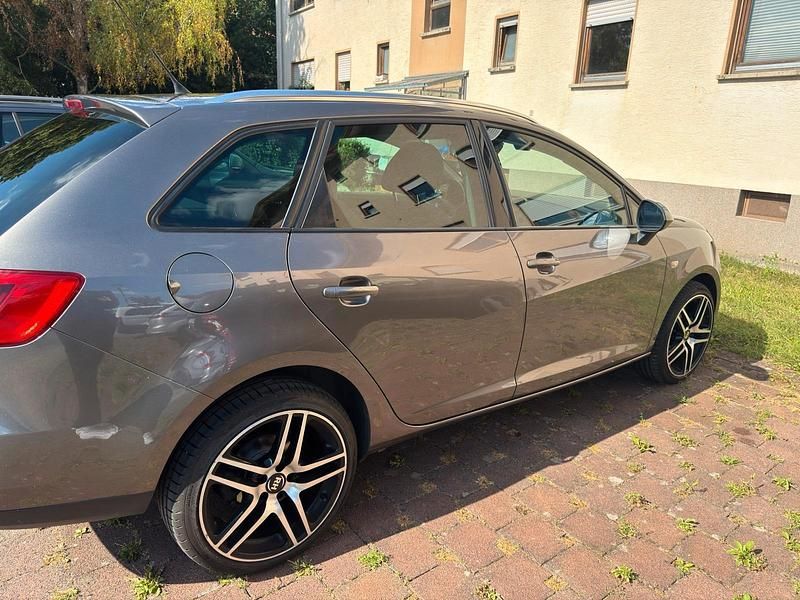 Gebraucht Seat Ibiza ST 105 PS (77 kW) 2016 Grau Kombi