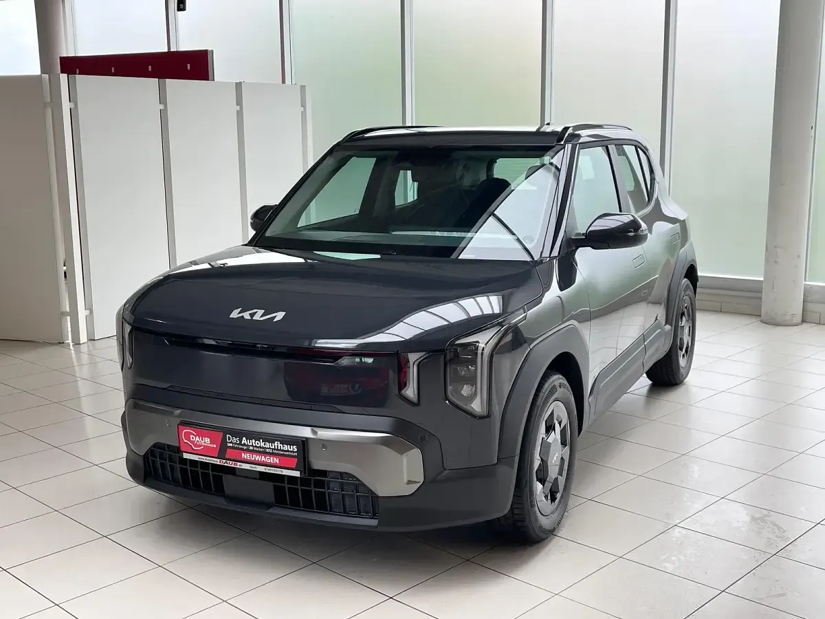 Neu Kia EV2 Earth 108 kW (147 PS) 2026 Wolfgrau metallic SUV