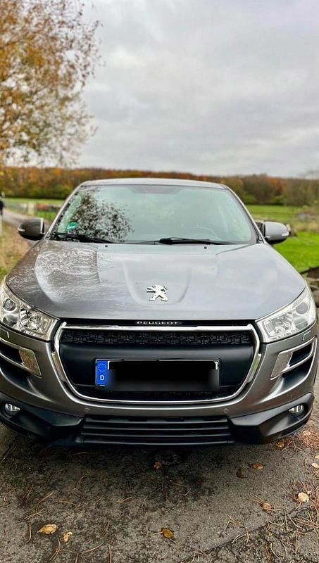Grau Gebraucht 2012 Peugeot 4008 Allure SUV | 6.000 € (Guter Preis) - Bild 1/4