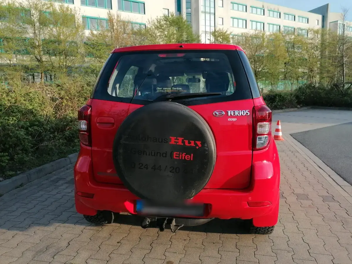 Gebraucht Daihatsu Terios 105 PS (77 kW) 2007 Rot SUV
