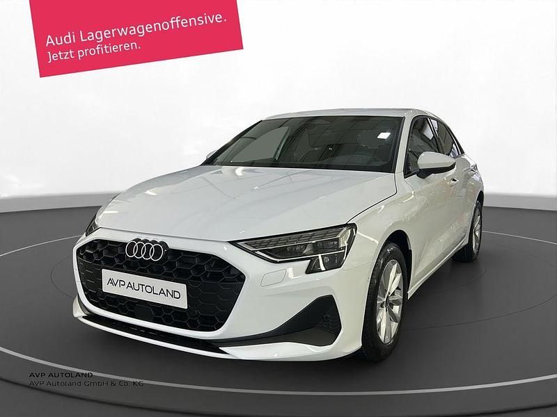 Weiß Neu 2025 Audi A3 Limousine | 26.984 € (Superpreis) - Bild 1/4