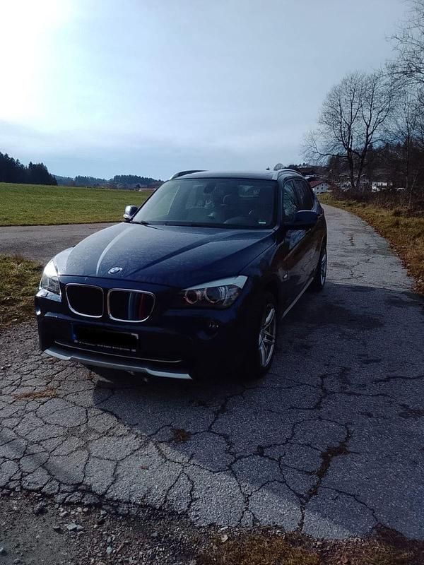 Gebraucht BMW X1 177 PS (130 kW) 2010 Blau SUV