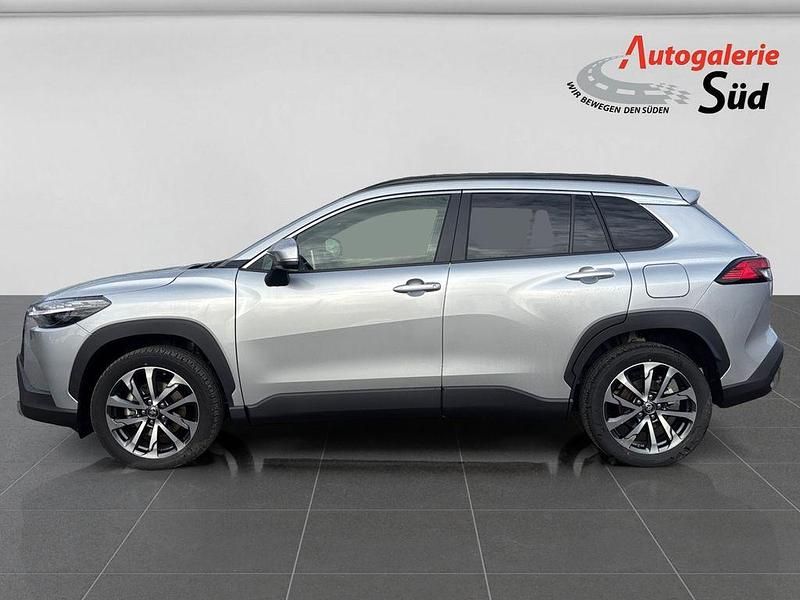 Gebraucht Toyota Corolla Cross Style 140 PS (102 kW) 2025 Silber SUV