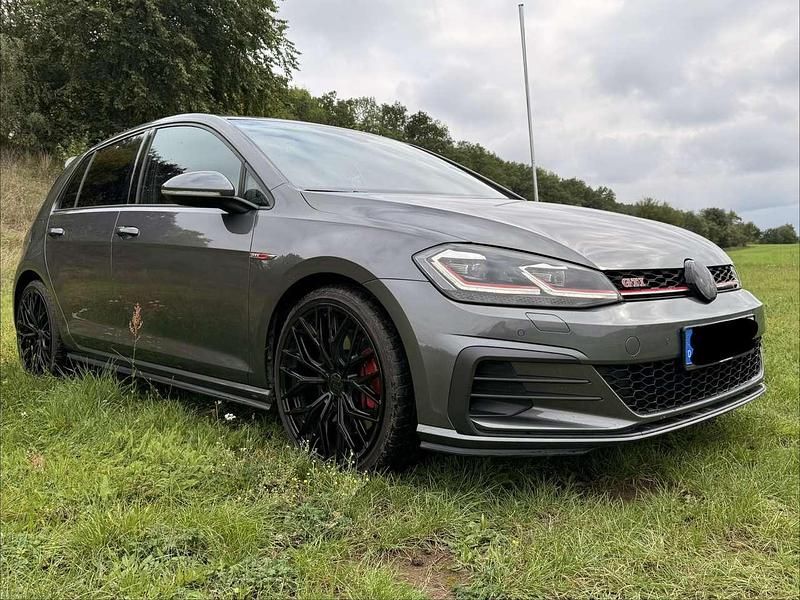 Gebraucht VW Golf VIII GTI 245 PS (180 kW) 2020 Grau Kleinwagen