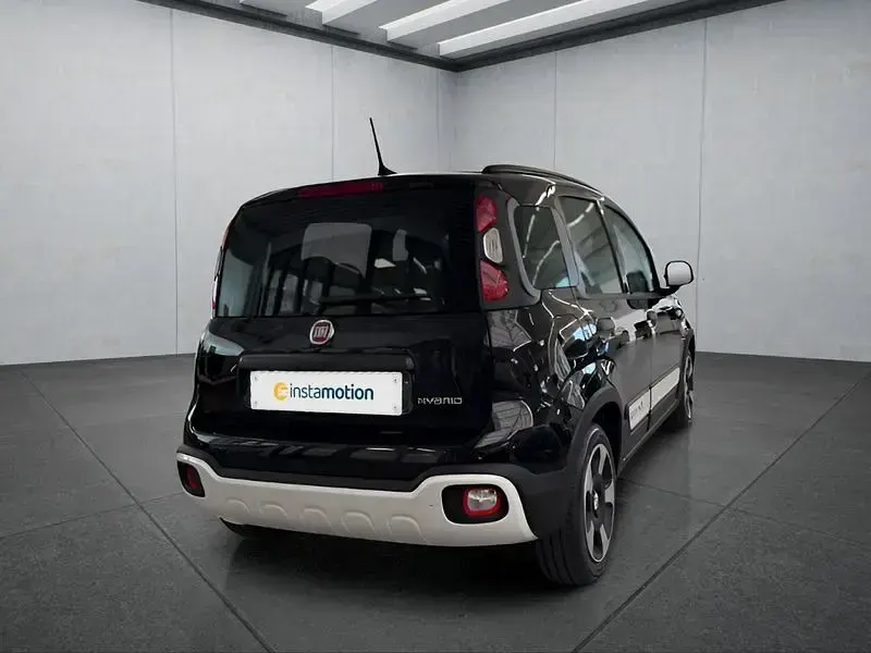 Neu Fiat Panda Cross Cross 65 PS (47 kW) 2026 Schwarz Kleinwagen