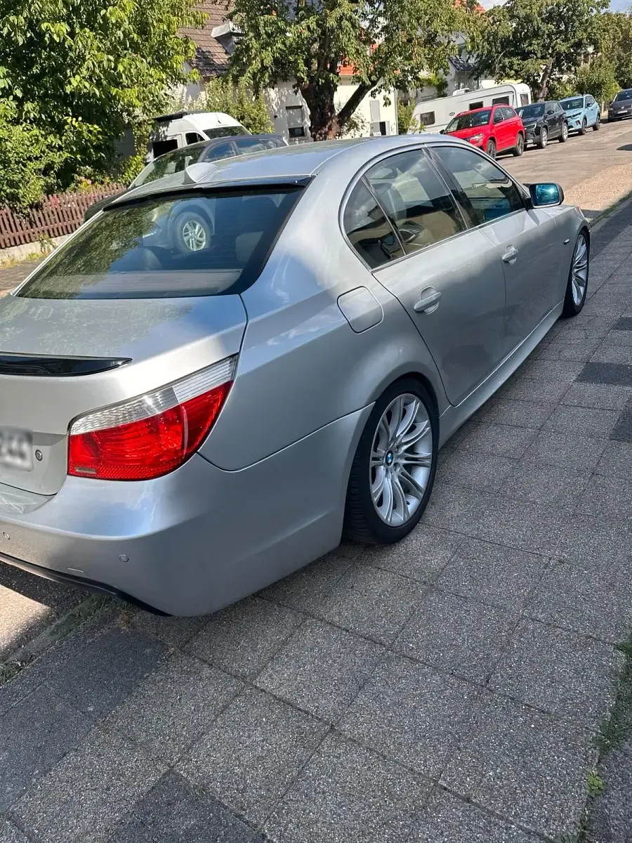 Gebraucht BMW 523 M Sport 192 PS (141 kW) 2005 Grau Limousine