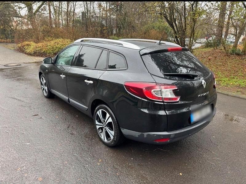 Gebraucht Renault Mégane GrandTour 131 PS (96 kW) 2011 Schwarz Kombi
