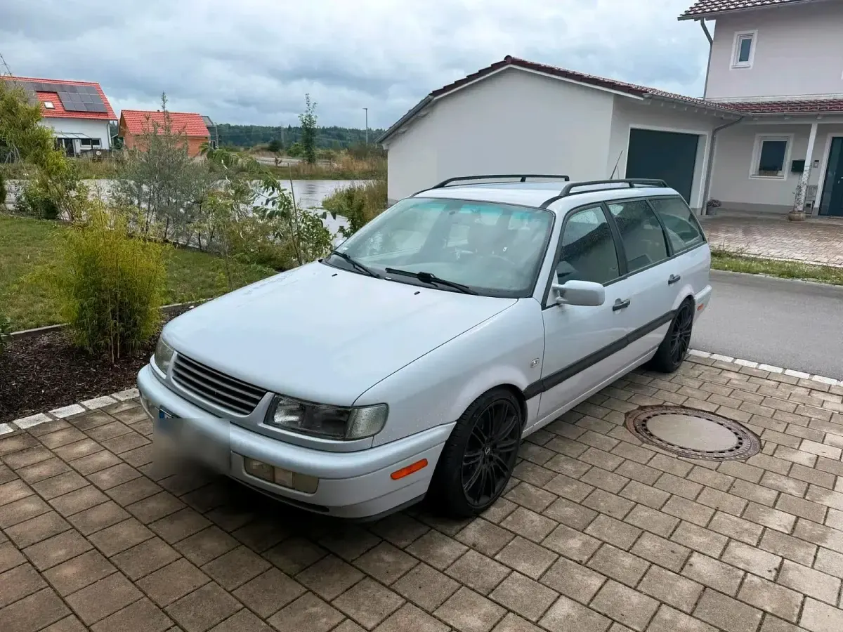 Gebraucht VW Passat 174 PS (127 kW) 1995 Grau Kombi