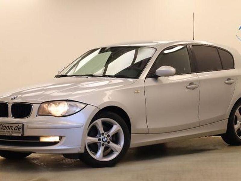 Gebraucht BMW 118 Advantage 143 PS (105 kW) 2009 Silber Kleinwagen