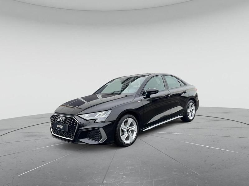 Gebraucht Audi A3 S-Line 110 PS (80 kW) 2023 Mythosschwarz metallic Limousine