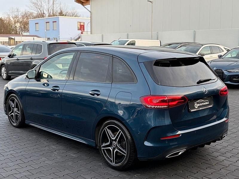 Gebraucht Mercedes B220 AMG 190 PS (139 kW) 2019 Blau Van / Kleinbus