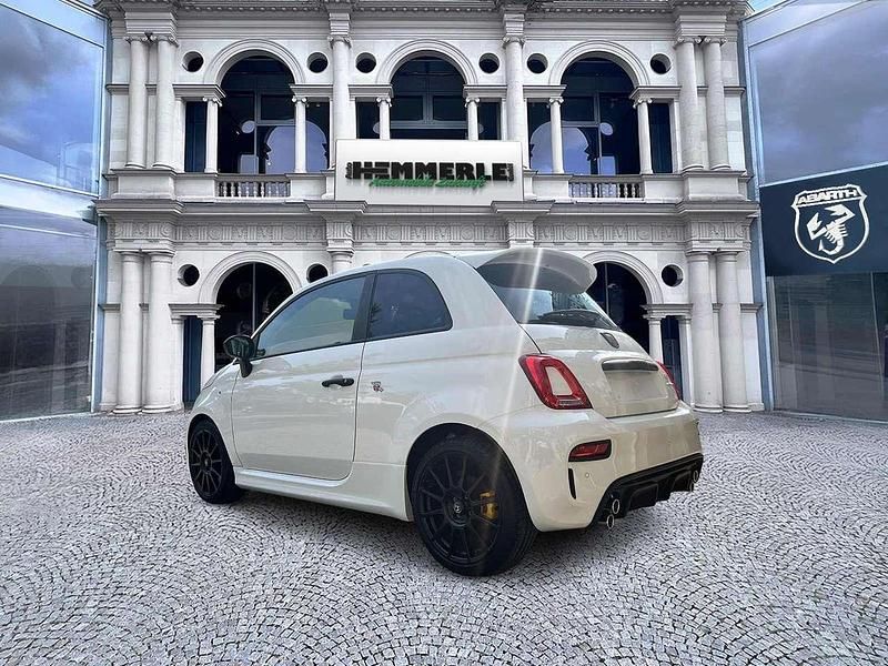 Second-hand Abarth 695 179 CP (131 kW) 2024 Alb Hatchback