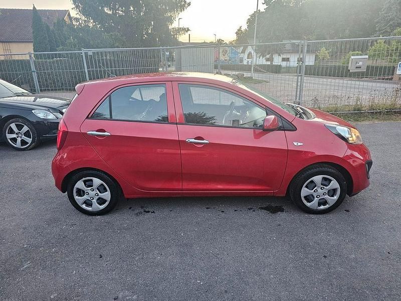 Gebraucht Kia Picanto Edition 7 69 PS (50 kW) 2014 Rot Kleinwagen