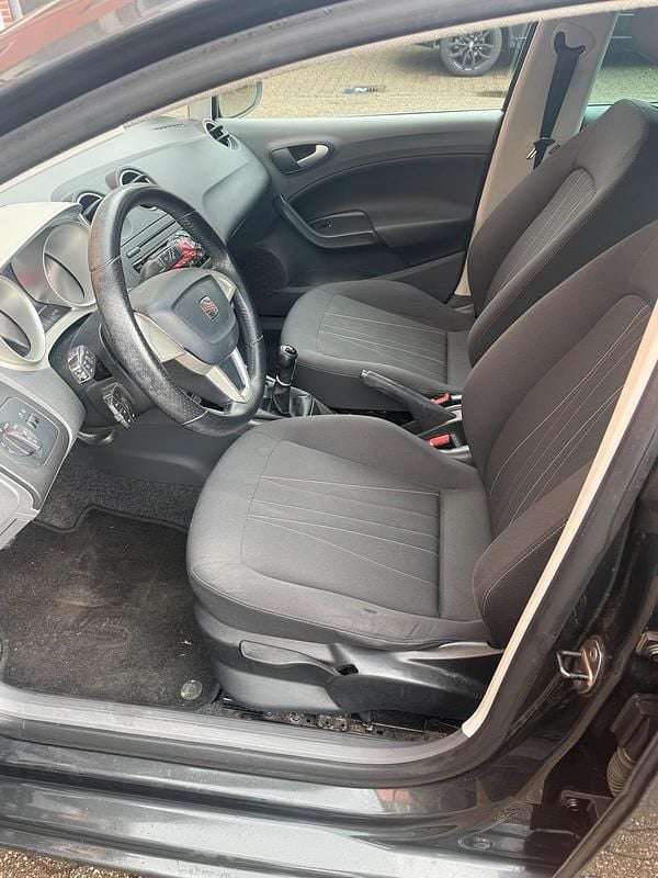 Gebraucht Seat Ibiza Copa 70 PS (51 kW) 2012 Grau Kleinwagen