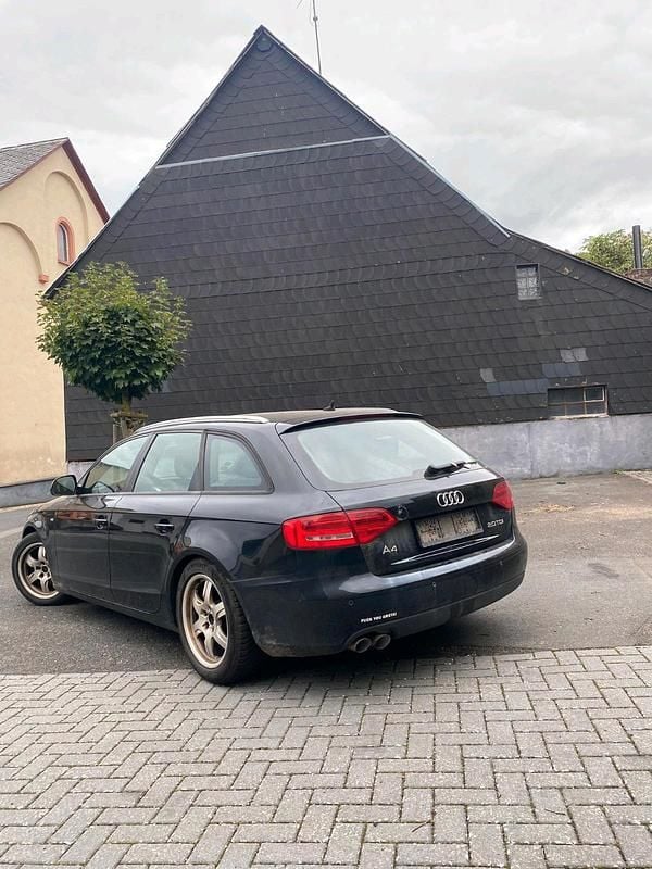 Schwarz Gebraucht 2008 Audi A4 S-Line Kombi | 3.300 € (Superpreis) - Bild 1/4