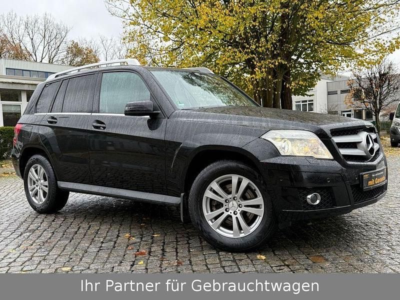 Schwarz Gebraucht 2011 Mercedes GLK350 SUV | 10.990 € (Guter Preis) - Bild 1/4