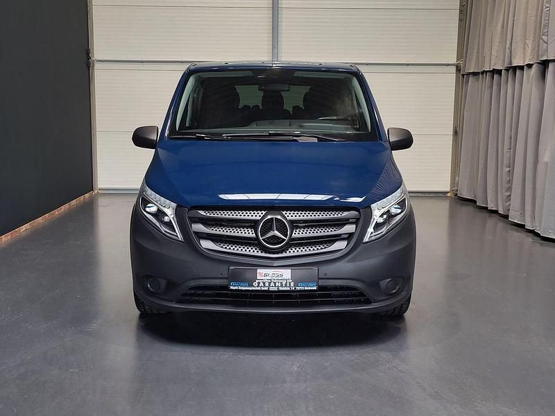 Gebraucht Mercedes Vito Edition 163 PS (119 kW) 2017 Blau Van