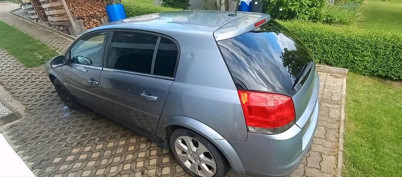 Gebraucht Opel Signum 138 PS (101 kW) 2004 Silber Kleinwagen