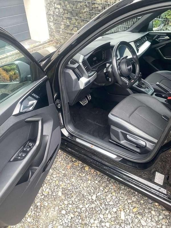 Gebraucht Audi A1 Sportback Black Edition 207 PS (152 kW) 2022 Kleinwagen