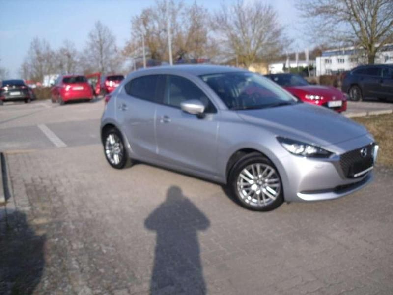 Gebraucht Mazda 2 Kizoku 90 PS (66 kW) 2021 Sonic silver Kleinwagen