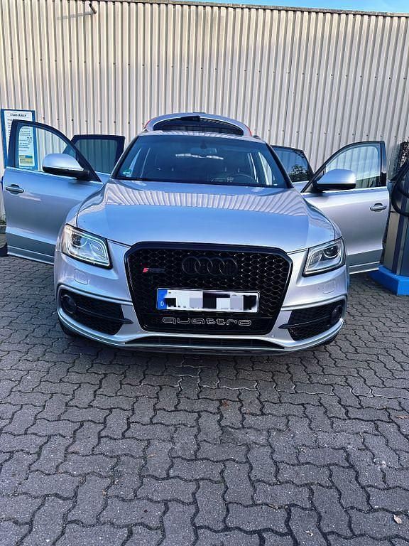 Silber Gebraucht 2014 Audi SQ5 Ambiente SUV | 19.800 € (Fairer Preis) - Bild 1/4