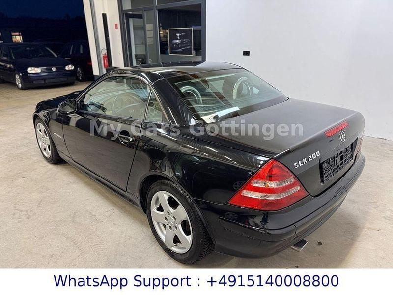Second-hand Mercedes SLK200 Edition 163 CP (119 kW) 2002 Negru Cabrio