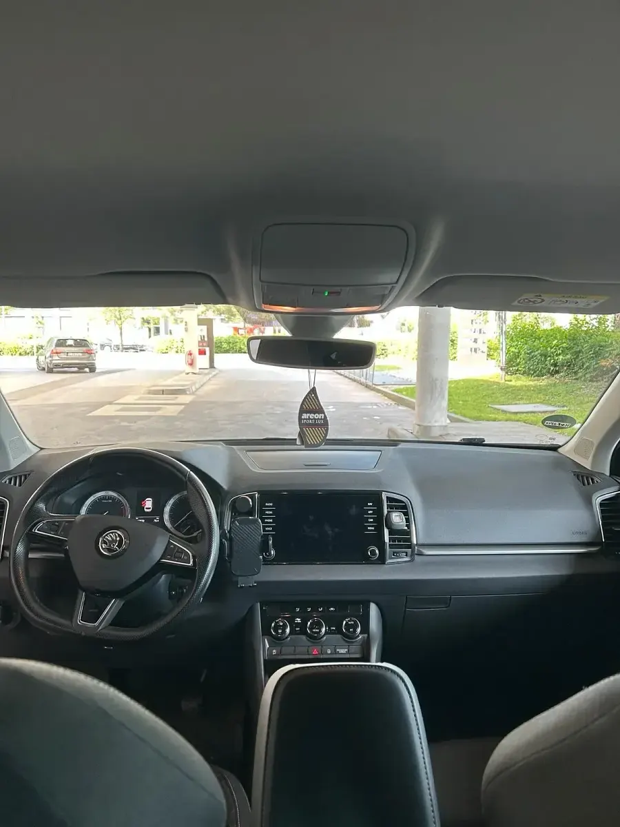 Gebraucht Skoda Karoq 150 PS (110 kW) 2019 Weiß SUV