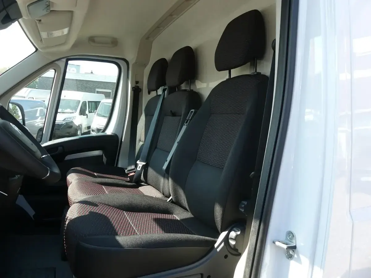 Gebraucht Citroën Jumper 140 PS (102 kW) 2022 Ice weiss Van / Kleinbus