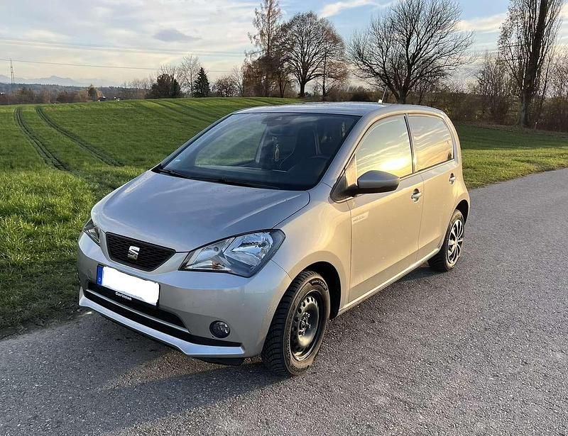 Grau Gebraucht 2021 Seat Mii Kleinwagen | 12.300 € (Fairer Preis) - Bild 1/4