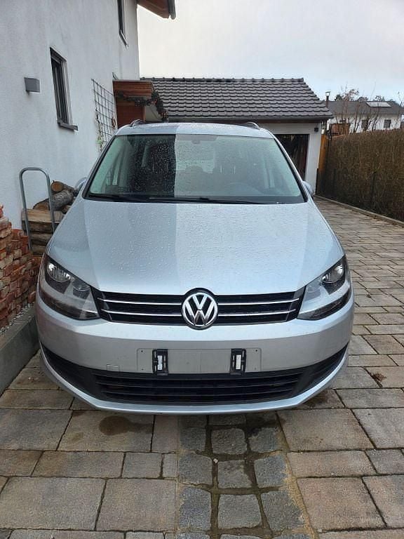 Gebraucht VW Sharan Trendline 150 PS (110 kW) 2011 Silber Van / Kleinbus