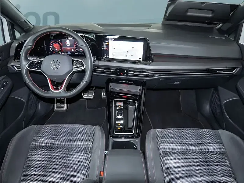 Gebraucht VW Golf VIII GTI 265 PS (194 kW) 2024 Weiß Kleinwagen