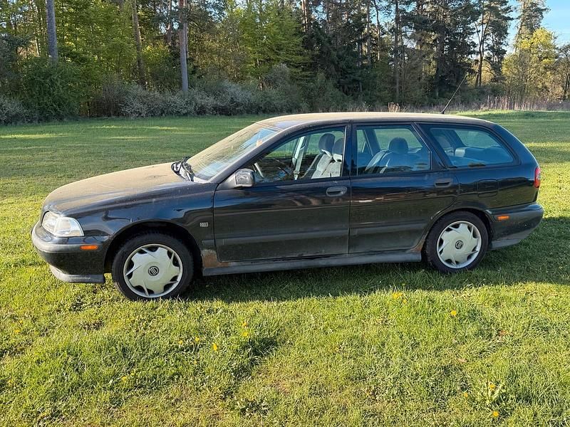 Occasion Volvo V40 116 ch (85 kW) 1999 Noir Break
