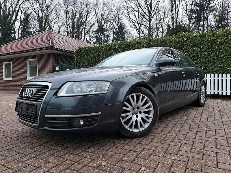 Grau Gebraucht 2006 Audi A6 Limousine | 4.600 € (Guter Preis) - Bild 1/4