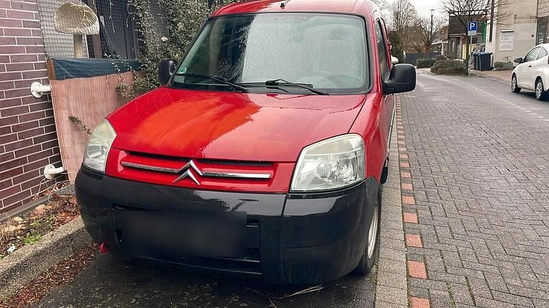Gebraucht Citroën Berlingo 60 PS (44 kW) 2005 Rot Van / Kleinbus