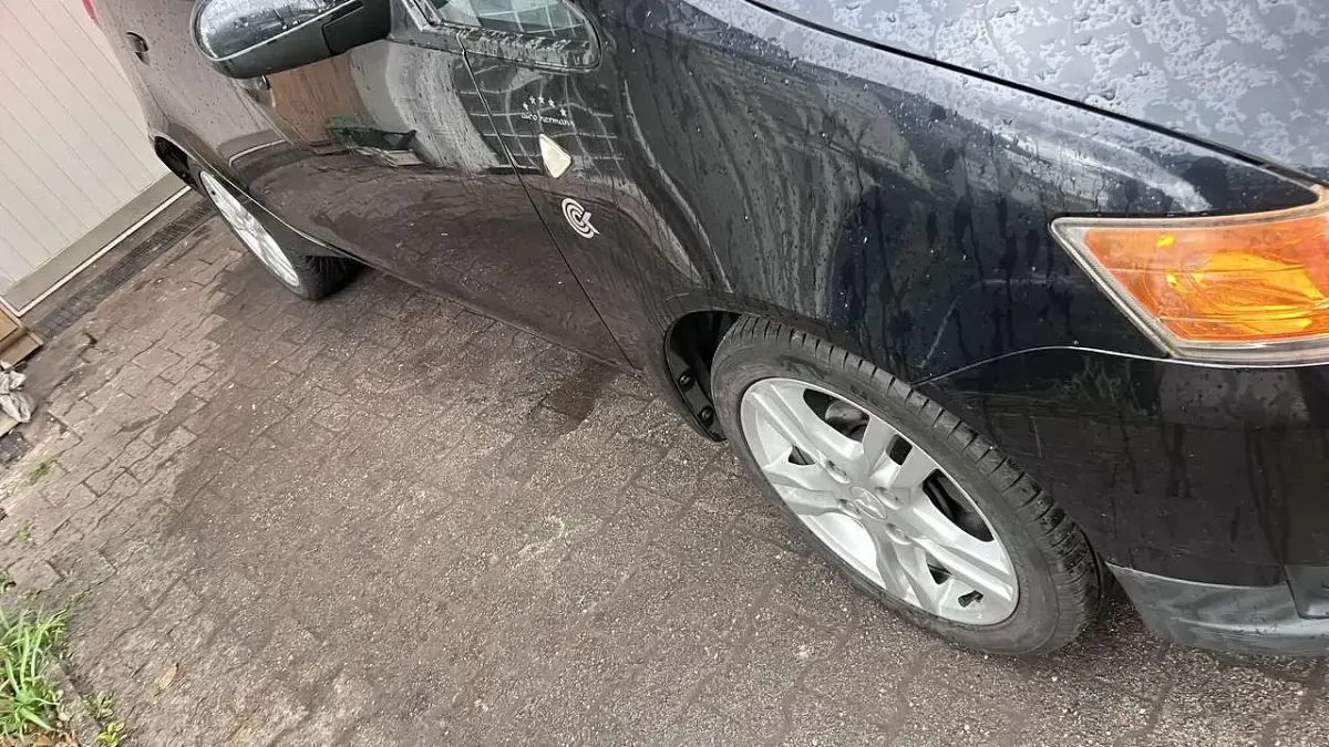 Gebraucht Mitsubishi Colt 95 PS (69 kW) 2009 Schwarz Kleinwagen