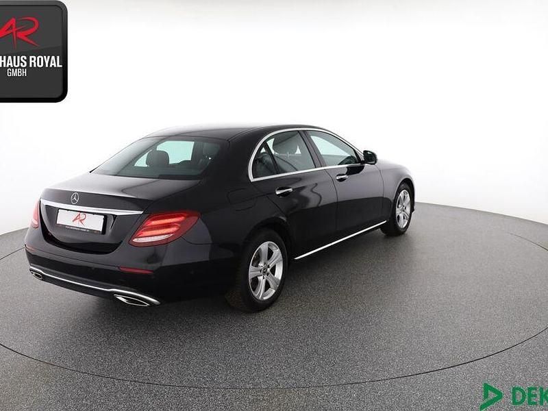 Gebraucht Mercedes E200 Avantgarde 184 PS (135 kW) 2018 Obsidianschwarz Limousine