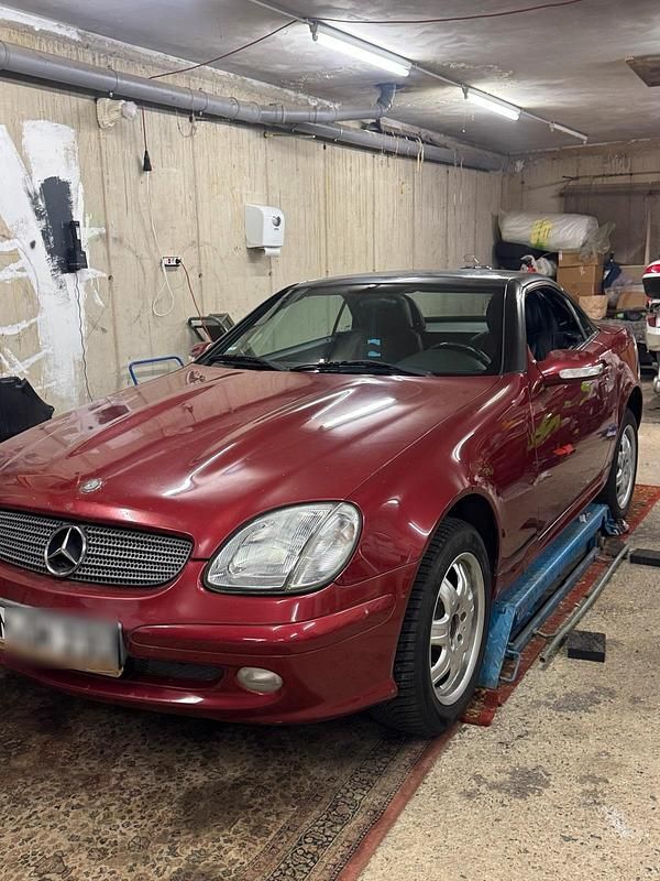 Rot Gebraucht 2000 Mercedes SLK200 Cabrio | 2.650 € (Superpreis) - Bild 1/4