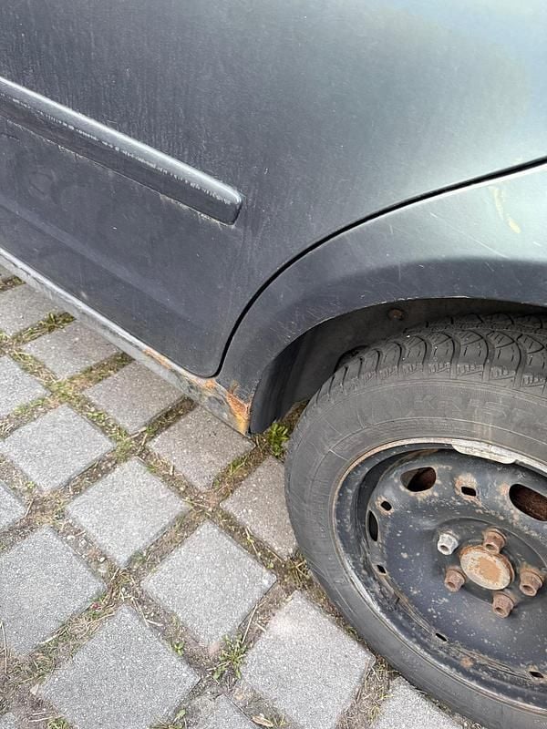 Gebraucht VW Polo 75 PS (55 kW) 2004 Grau Kleinwagen