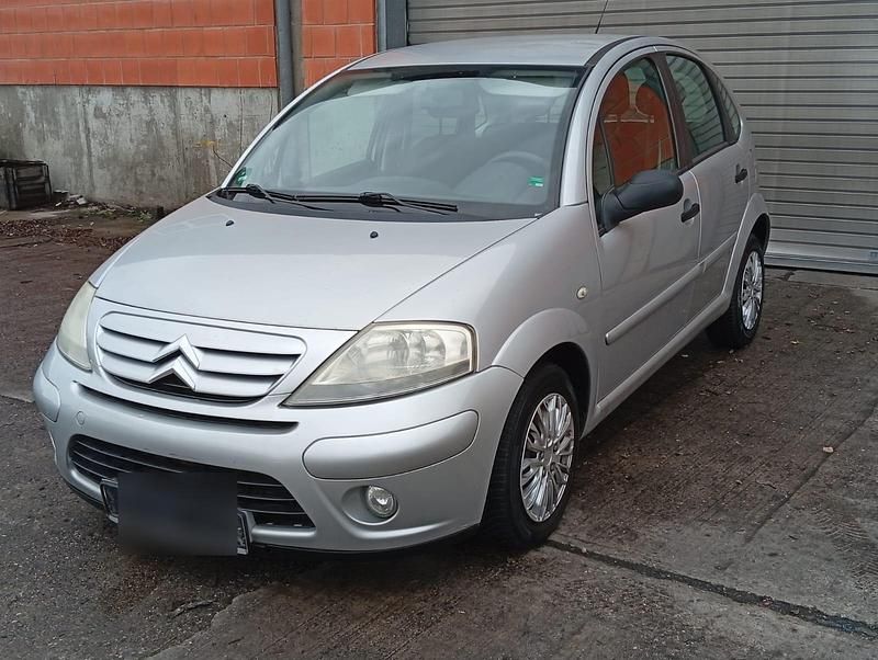 Silber Gebraucht 2006 Citroën C3 Limousine | 1.500 € - Bild 1/4