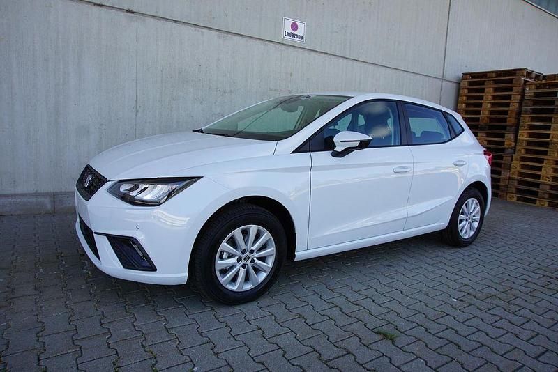 Neu Seat Ibiza Style 116 PS (85 kW) 2025 Nevada weiß Limousine